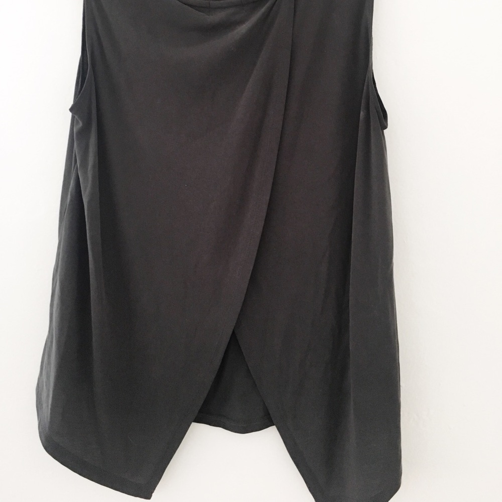 Open back tank
